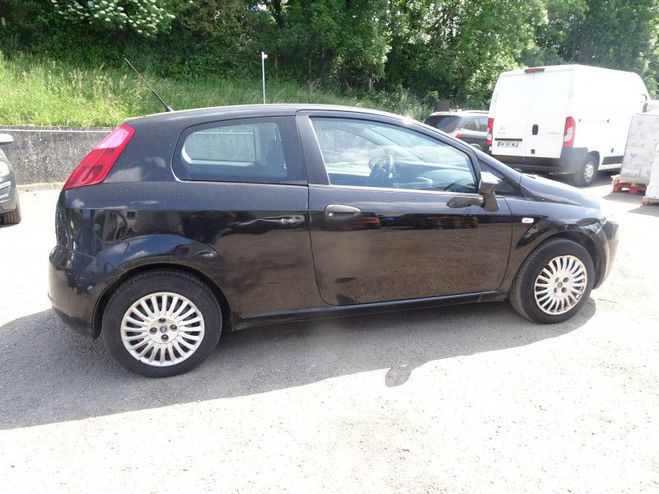 Fiat Grande Punto 1.2 8V 65CH DOLVIA 3P NOIR de 2007