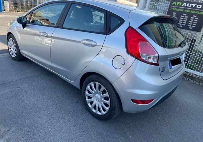 Ford Fiesta 1.5 TDCI 75CH FAP TREND 5P  de 2014
