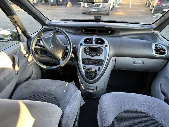 Citroen Xsara Xsara Picasso 1.6i 16V 110   GRIS de 2010