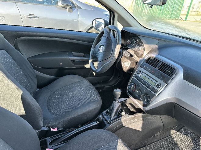 Fiat GRANDE Punto 1.2 8V 65 Team  BLANC de 2009