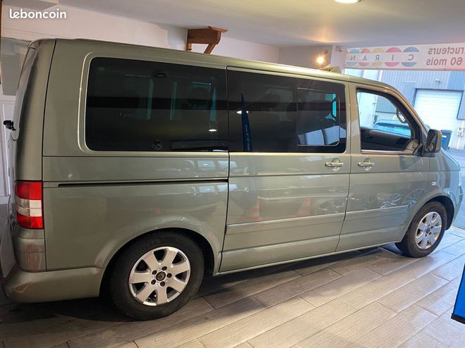 Volkswagen Multivan 2,5 tdi 174 carat bvm6 7 pl Vert de 2005