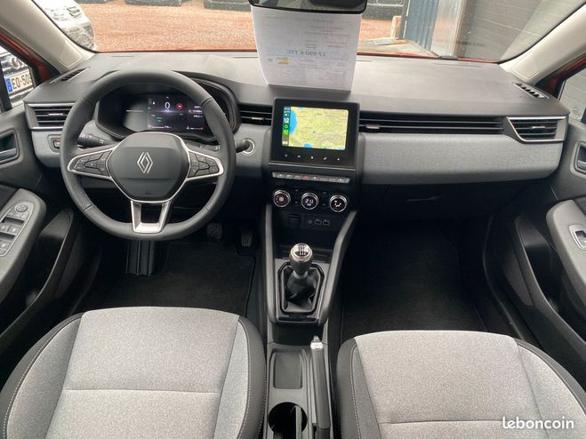 Renault Clio v 1.0 tce 90ch evolution 24 Orange de 2025