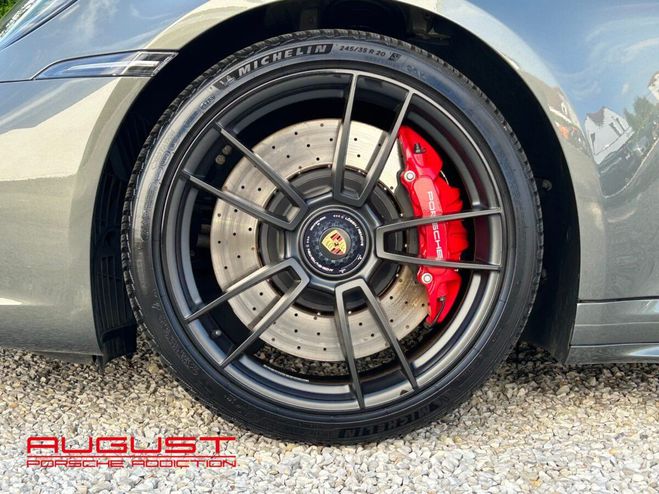 Porsche 911 992 Carrera GTS Vert Aventure de 2024