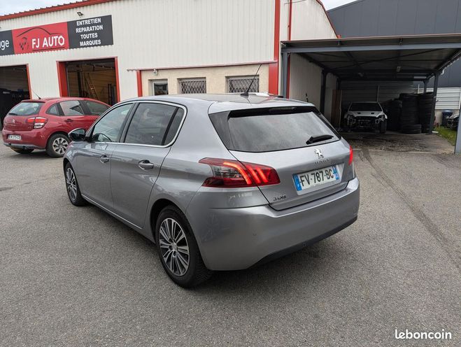 Peugeot 308 allure 1.5 blue hdi 130, camera Gris de 2020