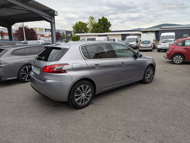 Peugeot 308 allure 1.5 blue hdi 130, camera Gris de 2020