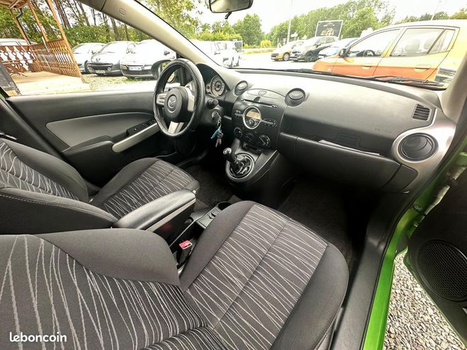 Mazda 2 1.3 MZR 75ch Elegance 5p Autre de 2010