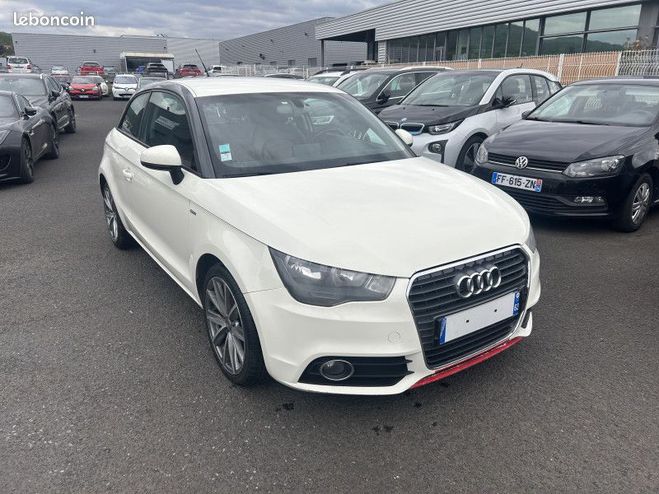 Audi A1 1.6 TDI 105CH FAP AMBITION LUXE Blanc de 2011