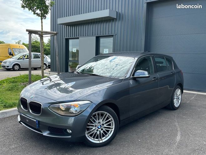 BMW Serie 1 118 DA 143 CH SPORT BOITE AUTOMATIQUE 5  Gris de 2012