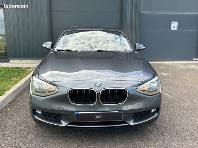 BMW Serie 1 118 DA 143 CH SPORT BOITE AUTOMATIQUE 5  Gris de 2012