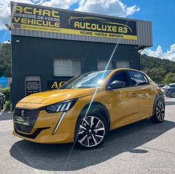  Voir détails -Peugeot 208 1.2 puretech 100 cv gtline kit distribut à Draguignan (83)