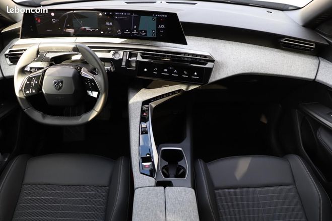 Peugeot 5008 GENERATION-III 1.2 136 MHEV HYBRID ALLUR Gris de 2024