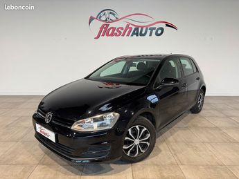  Voir détails -Volkswagen Golf VII 1.6 TDi Blue Motion S&S 105cv-2015 à Gerzat (63)