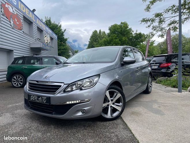 Peugeot 308 1.6 HDi 120ch Style EAT6 Gris de 2017