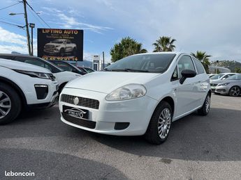  Voir détails -Fiat Grande Punto 1.2 69 chevaux à Nice (06)