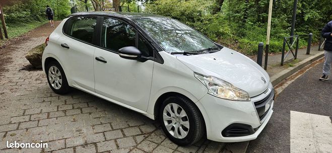 Peugeot 208  Blanc de 2017