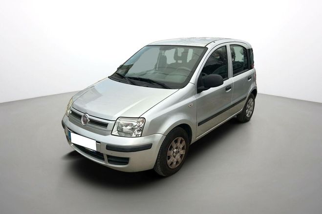 Fiat Panda 1.2 8V 69 ch Dynamic Gris clair de 2011