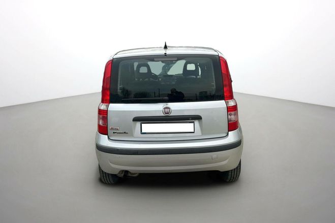 Fiat Panda 1.2 8V 69 ch Dynamic Gris clair de 2011