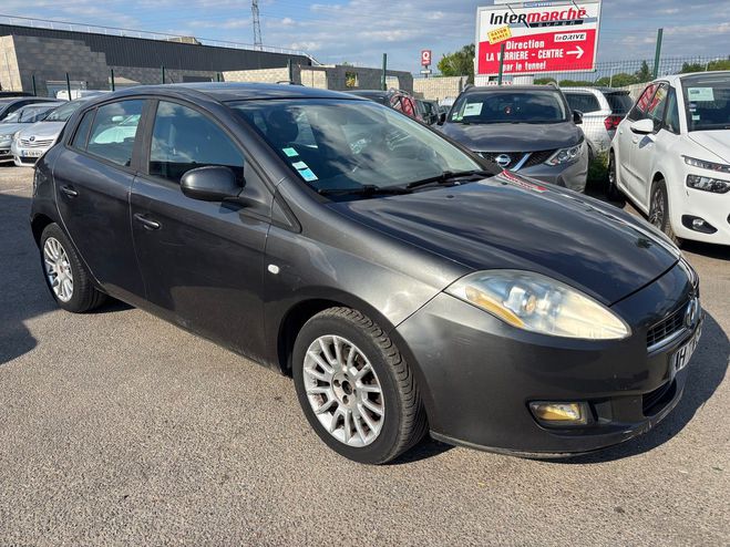 Fiat Bravo II 1.6 16V MULTIJET 105 DYNAMIC EMBR+DIS Marron de 2009