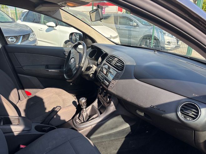 Fiat Bravo II 1.6 16V MULTIJET 105 DYNAMIC EMBR+DIS Marron de 2009