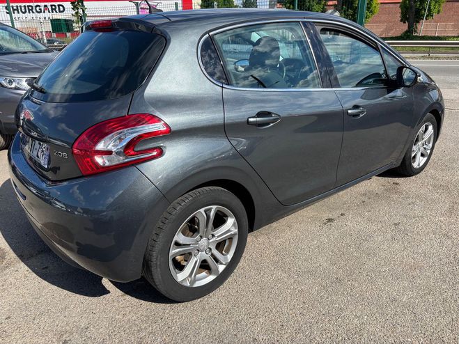 Peugeot 208 1.2 VTI 82 ACTIVE 5P TRS BON TAT Gris fonc de 2014