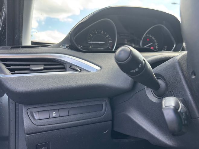 Peugeot 208 1.2 VTI 82 ACTIVE 5P TRS BON TAT Gris fonc de 2014
