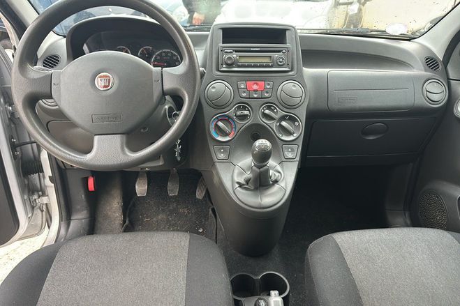 Fiat Panda MY 1.2 8V 69 ch Dynamic Gris Clair de 2011