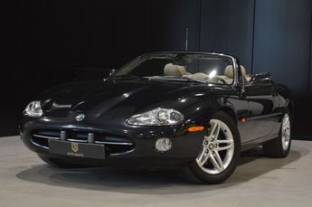  Voir détails -Jaguar XK8 cabriolet 4.2i V8 Suivi complet - 1 MAIN à Lille (59)
