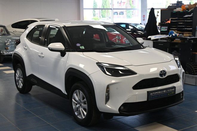 Toyota Yaris CROSS PRO HYBRIDE MY21 116h 2WD Dynamic  Blanc de 2023