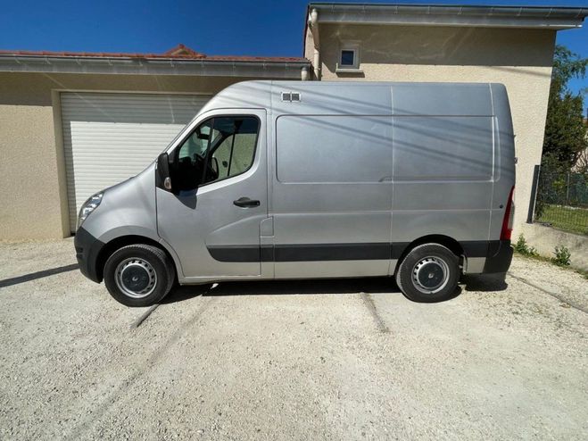 Renault Master FOURGON FGN L1H2 3.5t 2.3 dCi 145 ENERGY Gris Clair de 2018