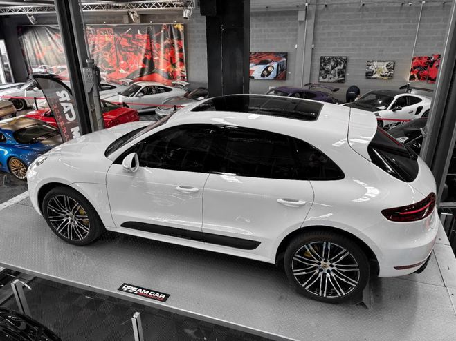 Porsche Macan TURBO 3.6 400 ? Pack Chrono Sport Plus Blanc Carrara Mtallis de 2017