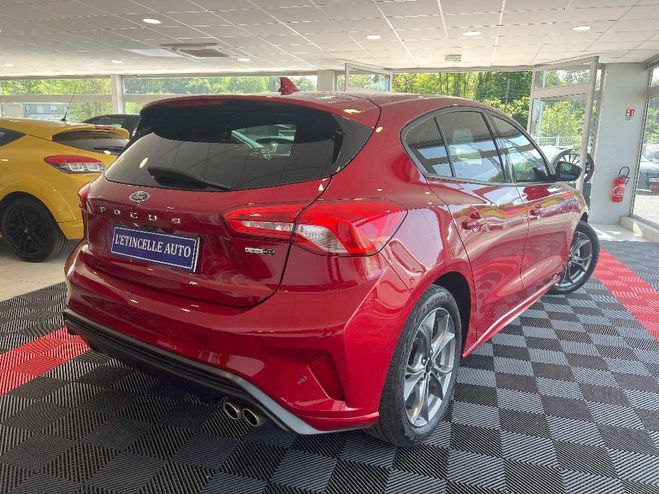 Ford Focus 1.0 Flexifuel 125 SetS mHEV ST Line Rouge de 2022