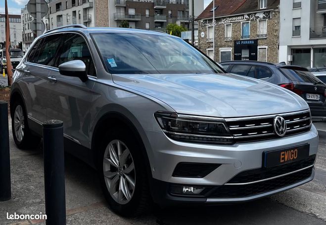 Volkswagen Tiguan 2.0 TDI 150 ACTIVE DSG BVA Gris de 2020