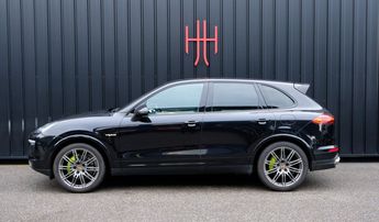  Voir détails -Porsche Cayenne S E-HYBRID PLATINUM EDITION à Grsy-sur-Aix (73)