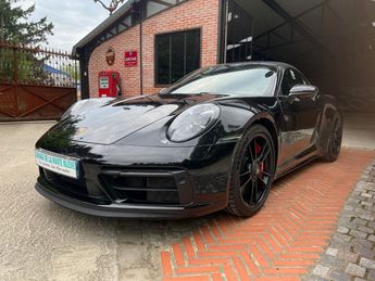  Voir détails -Porsche 911 carrera 4 GTS cabriolet etat neuf malus  à Civens (42)