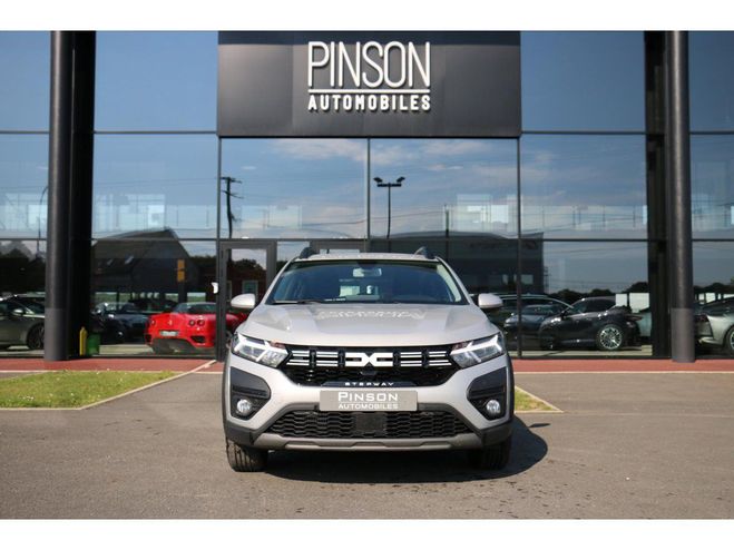 Dacia Sandero 1.0 TCe - 90 - BV CVT III BERLINE Stepwa Gris de 2024