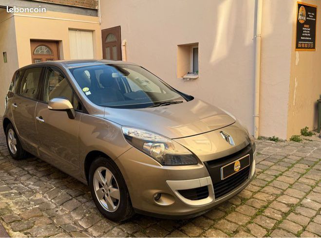Renault Scenic III 1.5L Dci 110cv Boite auto Dor de 2010