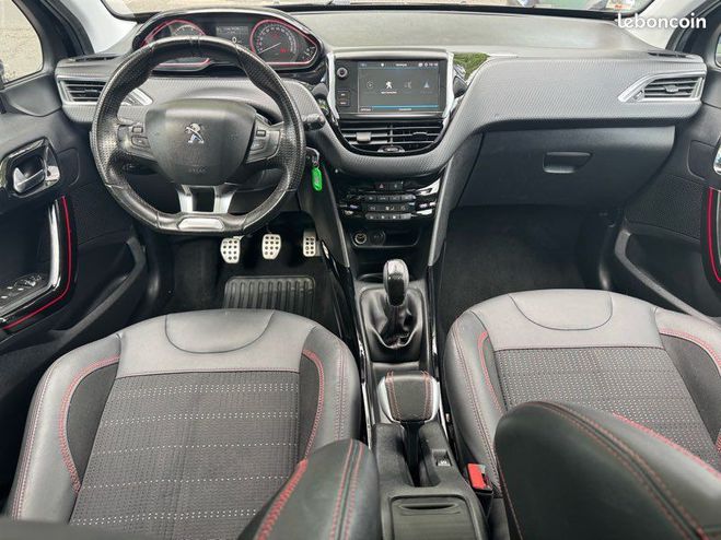 Peugeot 2008 GT-line 1.2 110cv garantie Noir de 2018