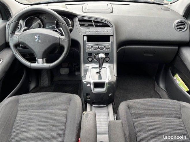 Peugeot 5008 1.6 e-hdi 115 fap business pack bmp6 7pl Gris de 2013