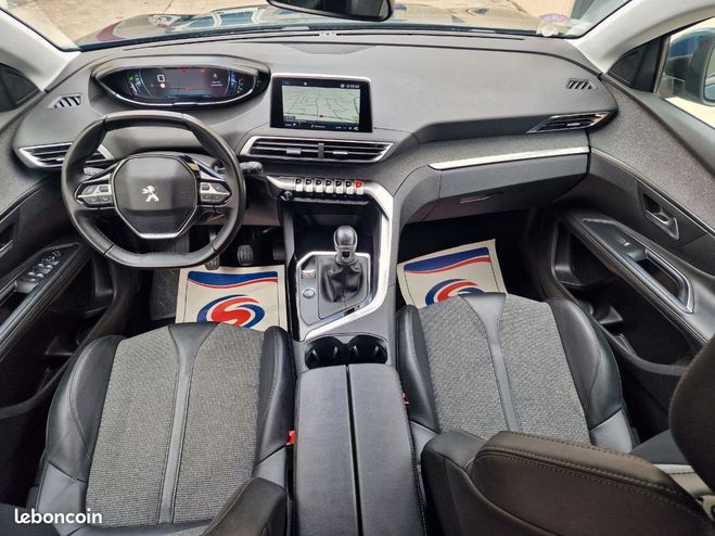 Peugeot 5008 essence 130ch s&s allure 7places garanti Bleu de 2019