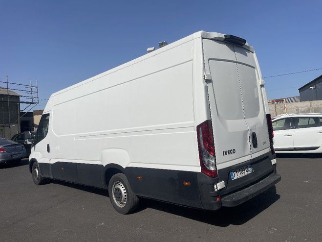 Iveco Daily FOURGON 35 S 18 L4H2 BV6 Blanc de 2021