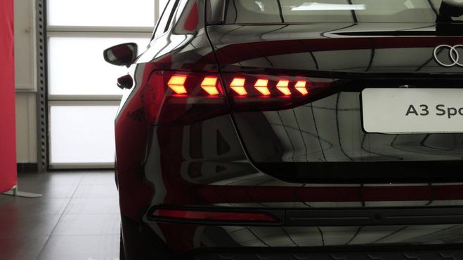 Audi A3 Sportback 40 TFSI e Hybride rechargeable Noir de 