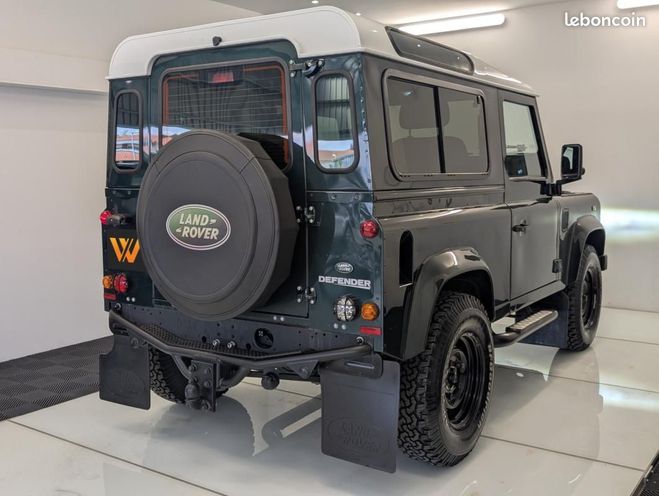 Land rover Defender 90 HT 2.4 TD 122ch 4WD BVM6 VU Vert de 2011