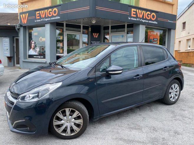 Peugeot 208 GENERATION-I 1.2 82CH ACTIVE Gris de 2019