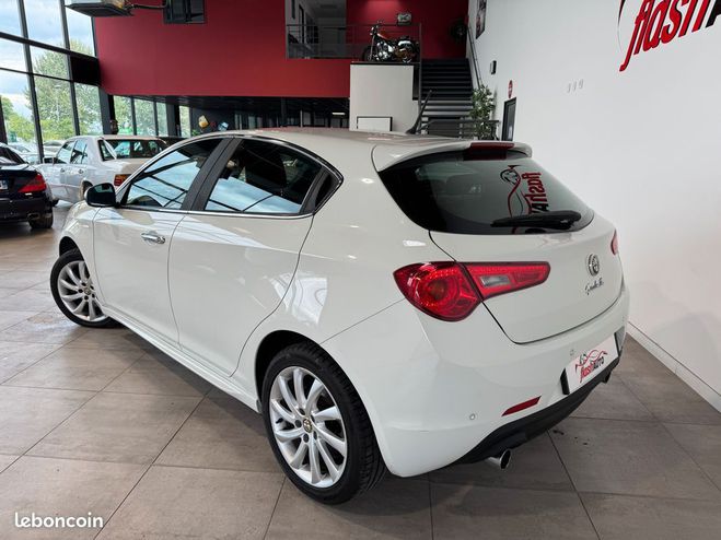 Alfa romeo Giulietta III 2.0 JTDM S&S 140cv-2012 Blanc de 2012