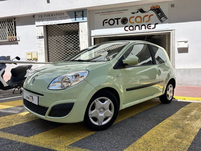 Renault Twingo II 1.2 LEV 16V 75CH AUTHENTIQUE Jaune de 2009