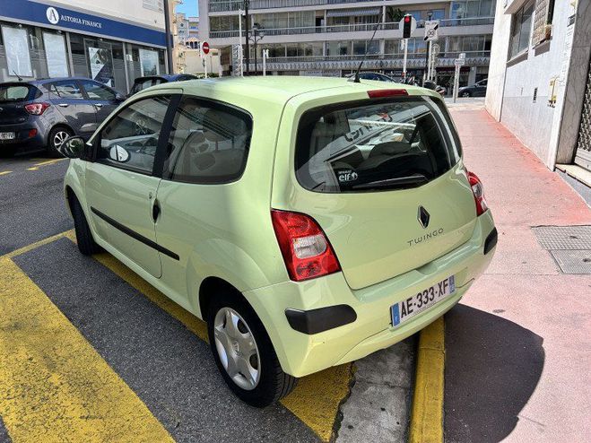 Renault Twingo II 1.2 LEV 16V 75CH AUTHENTIQUE Jaune de 2009