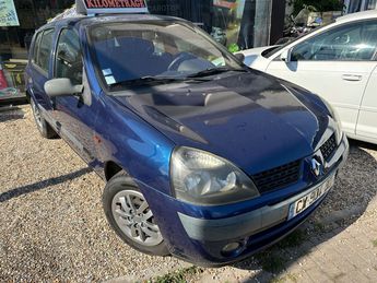  Voir détails -Renault Clio II phase 2 1.2i 60cv à Gargenville (78)