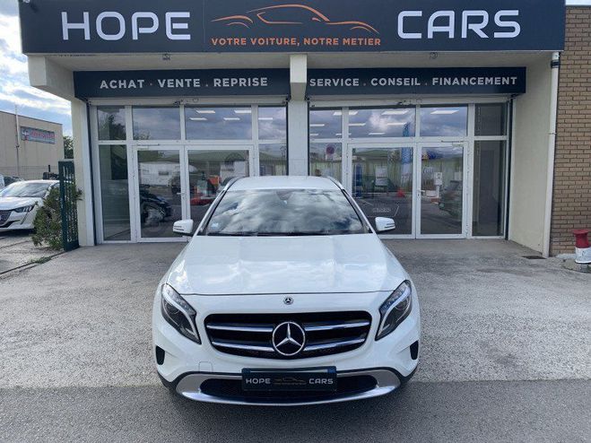 Mercedes Classe GLA 200 D BUSINESS EXECUTIVE 7G-DCT Blanc de 2016