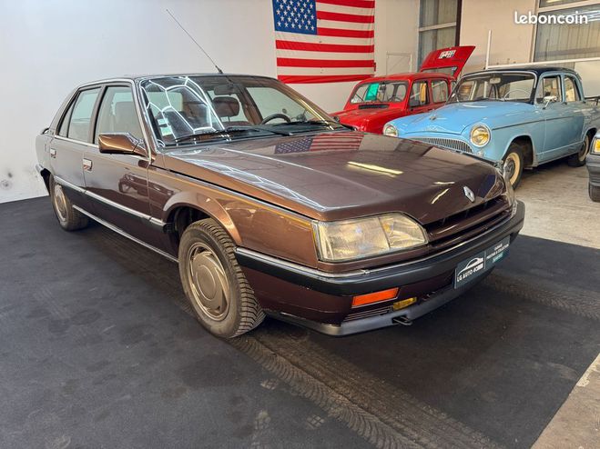Renault R25 baccara v6 Noir de 1989
