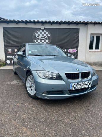  Voir détails -BMW Serie 3 320d Pack luxe à  Le Rove (13)